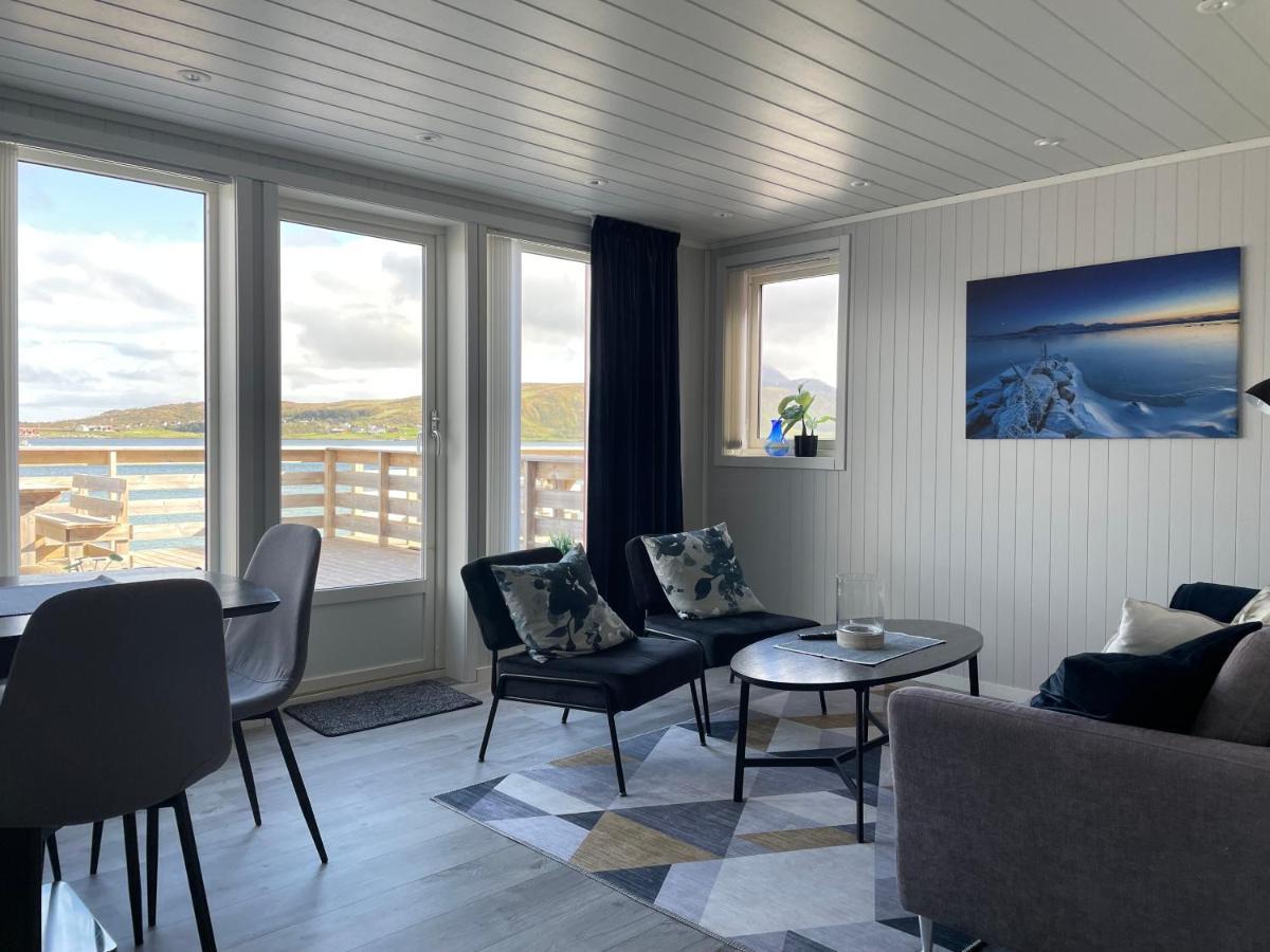 Luxurious Cabin By The Waterfront Leknes Εξωτερικό φωτογραφία