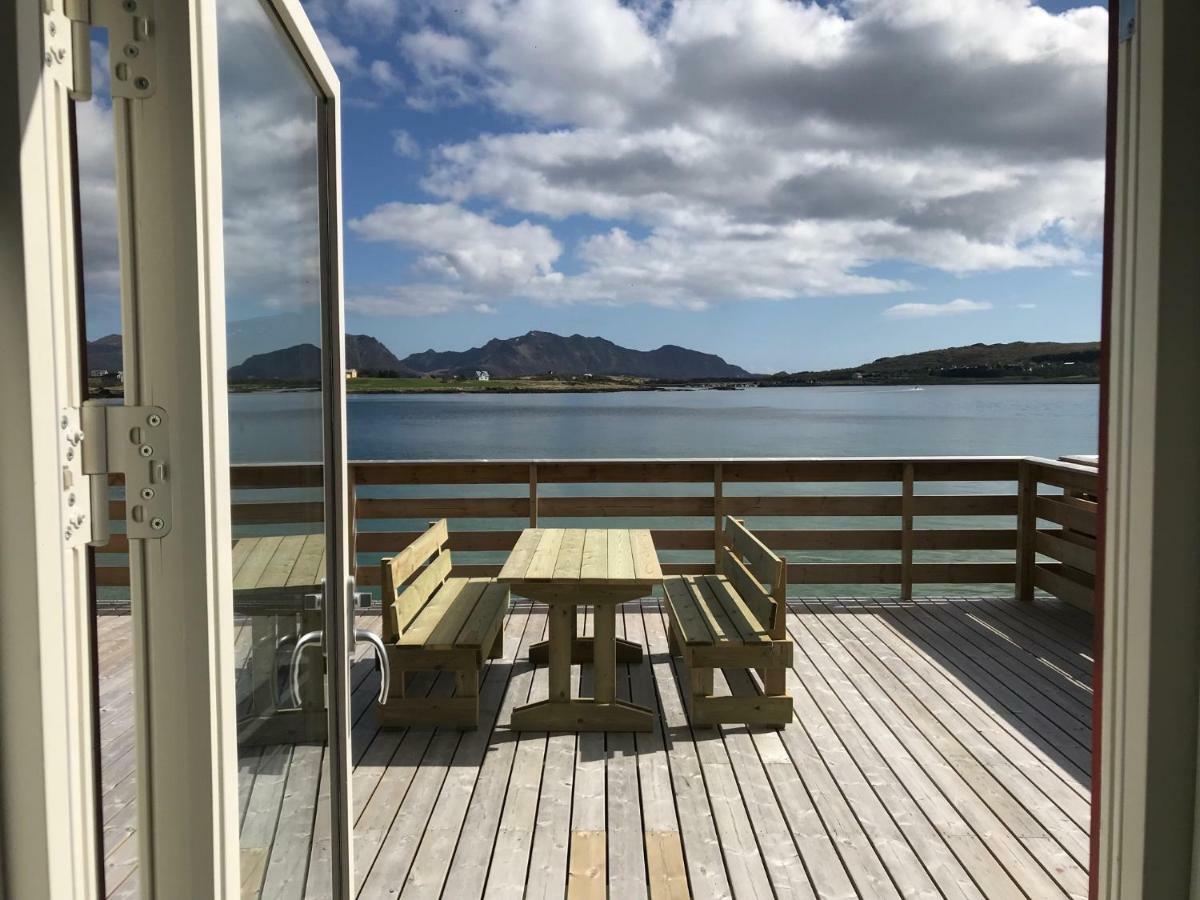 Luxurious Cabin By The Waterfront Leknes Εξωτερικό φωτογραφία